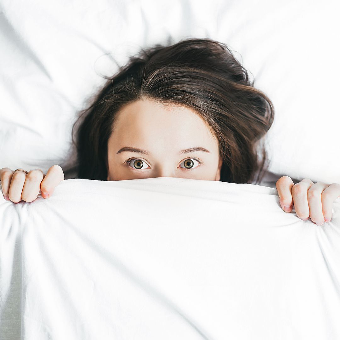 a woman who can not fall asleep